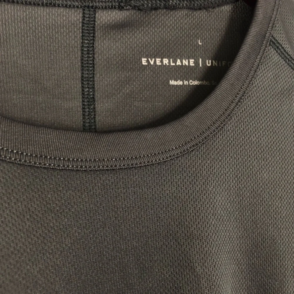 Everlane Shirt - Picture 2 of 3